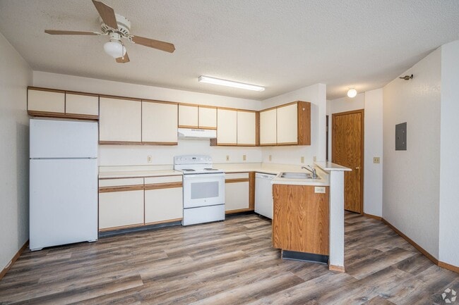 Photo - Hoover Estates