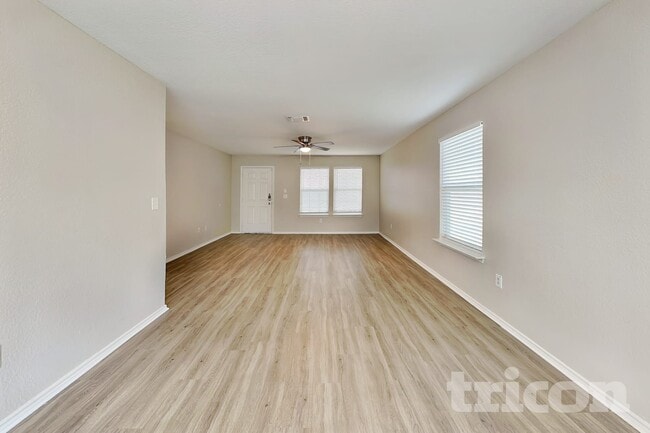 9163 Dublin Spring