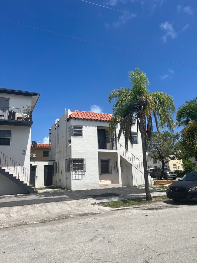 Photo - 2063 SW 6th St Townhome