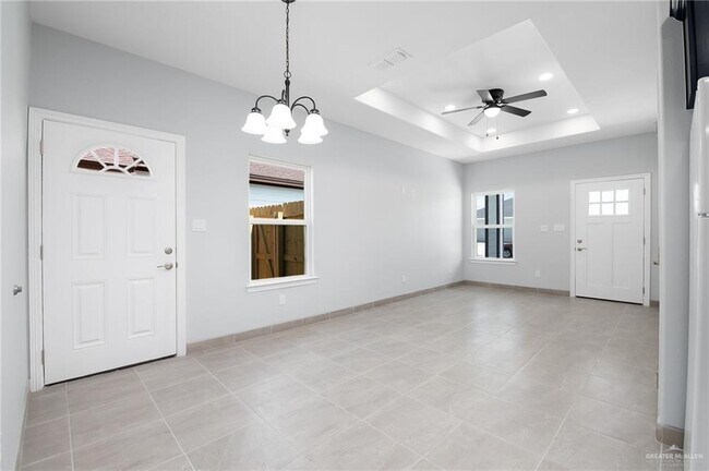 Photo - 15 Valley N Cir Unit B