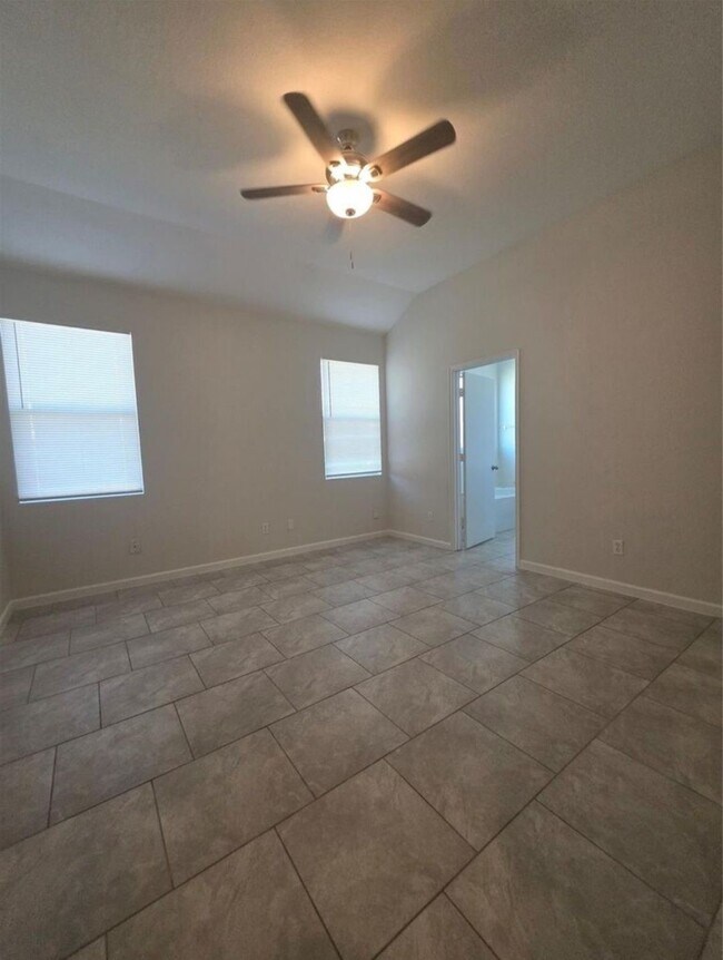 Photo - 1822 Emerson Ridge Dr