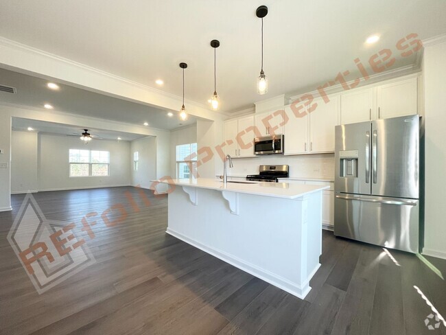 Building Photo - Rental Resort Living! Beautiful Brand New ...