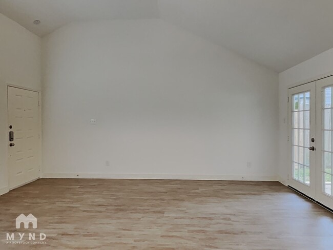 Photo - 11418 Chariot Dr