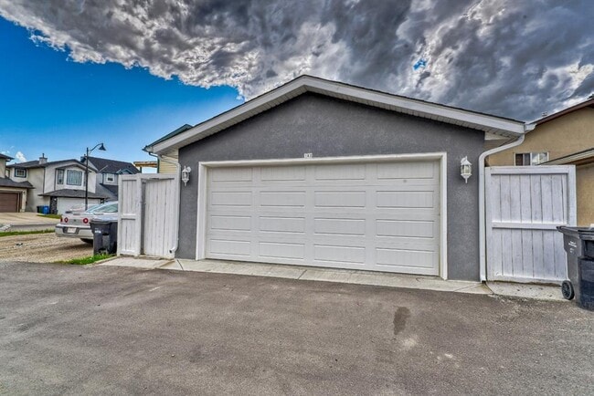 Photo - 102 Taracove Estate Dr NE