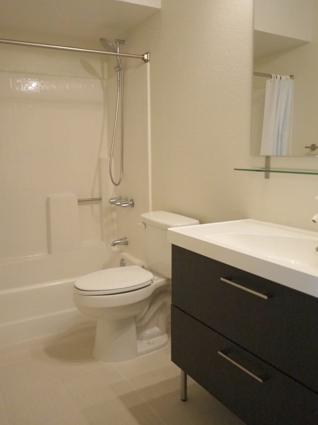 Photo - Great Location! 1 Bedroom 1 Bathroom Condo...