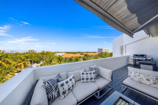 50 Ocean Ln Dr Unit PH603
