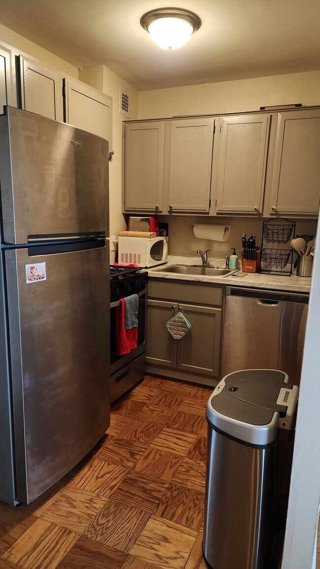 Photo - 2800 Wisconsin Ave NW Unidad 610 Rental