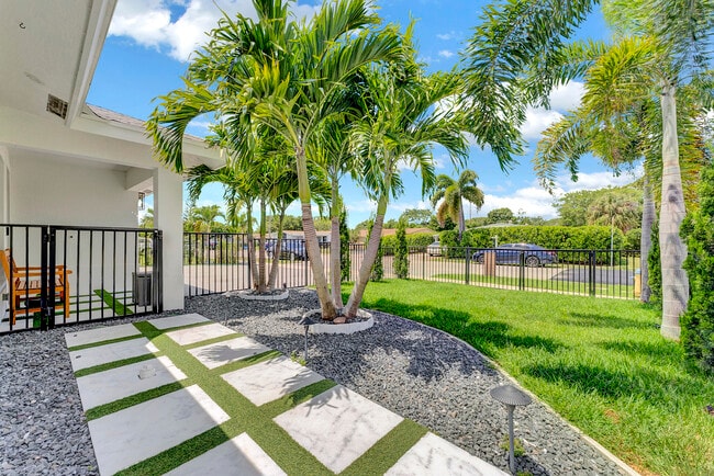 Photo - 413 SW 15th Ave