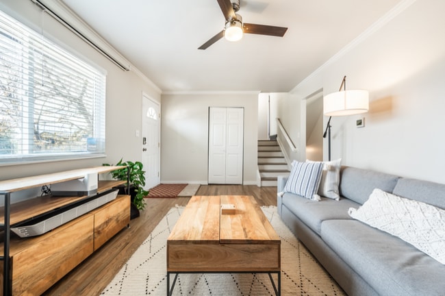 Photo - 7352 Tilden St