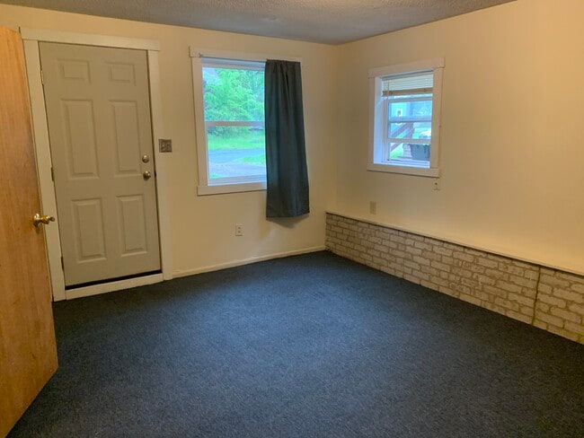 Photo - 1209 7th St E