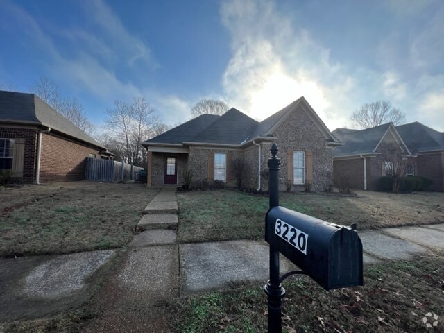 Building Photo - 3220 Magnolia Bloom Dr Rental