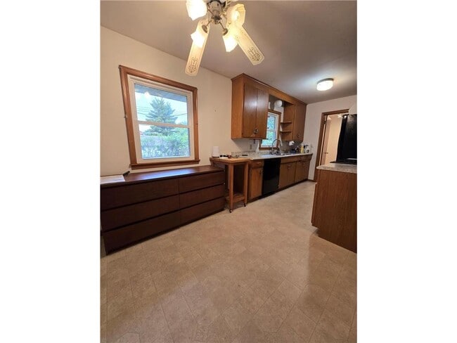 Photo - 3209 Welcome Ave N