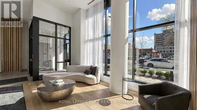Photo - 3009 Novar Rd Unit 212