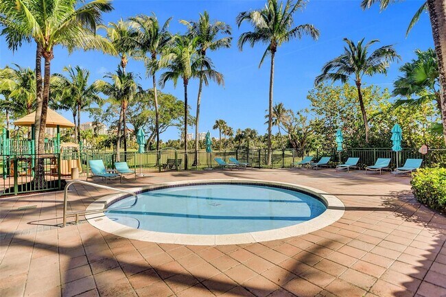 Photo - 19501 W Country Club Dr Unit 2507