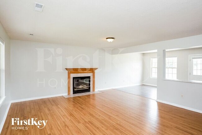 Photo - 7843 Stratfield Dr Casa