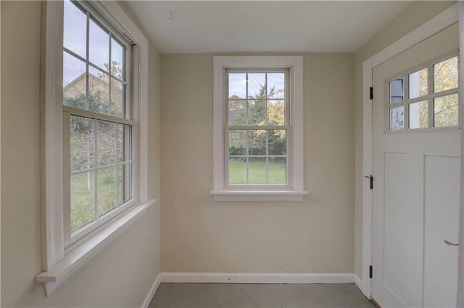 Photo - 92 Franklin St