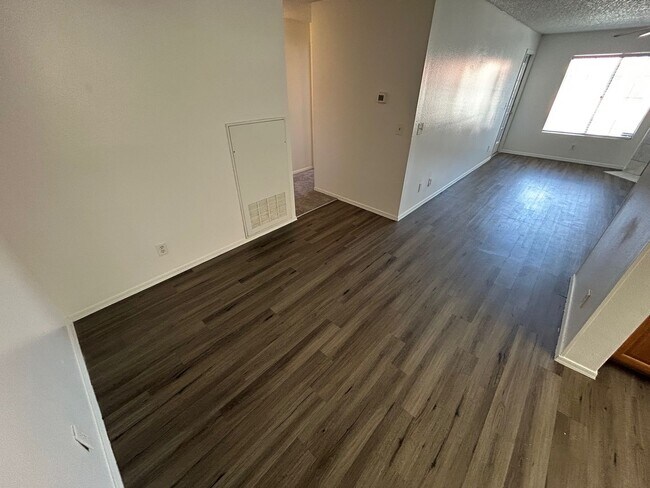 Photo - BEAUTIFULLY UPGRADED CONDO - SPACIOUS 2 BE...
