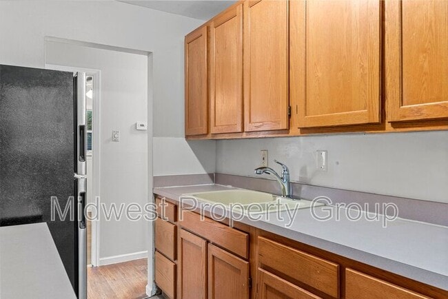 Photo - 306 Banff Cir