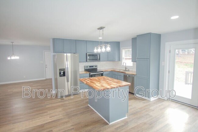 Photo - 4723 Dominion Rd