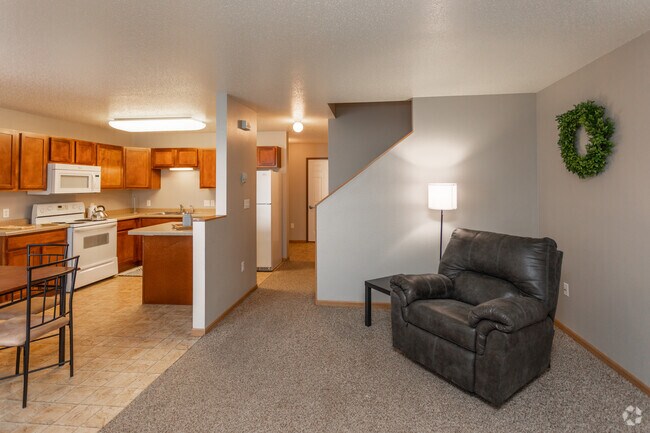3BR, 1.5BA - 1,392 SF
