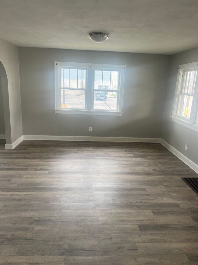 1019-1019 W Memorial Dr Unit 1017 W Memorial
