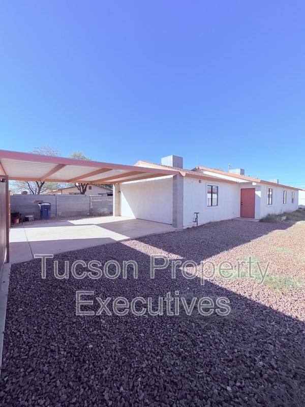 Photo - 1412 E 25th St