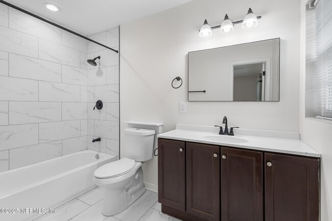 Building Photo - 4103 San Remo Dr Rental