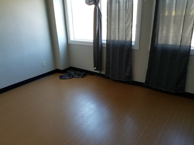 Photo - 1526 S State St Unit Apt B 2 Bed up