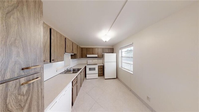 Photo - 101 SE 3rd Ave Unit 301