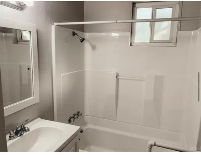 Photo - 514 N Harris St Unit 514