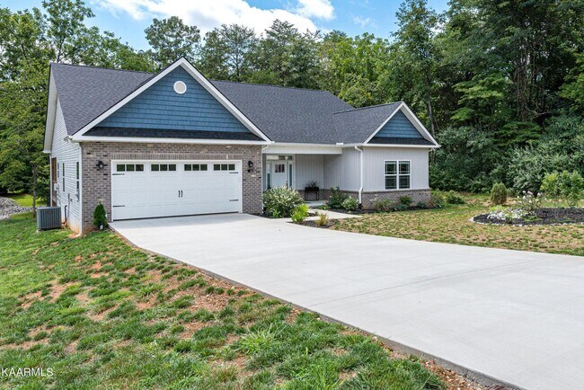 Photo - 103 Kawga Way