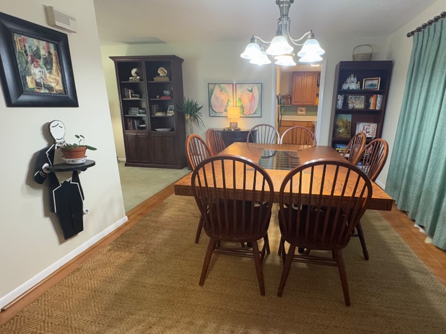 Photo - 620 Broad River Dr