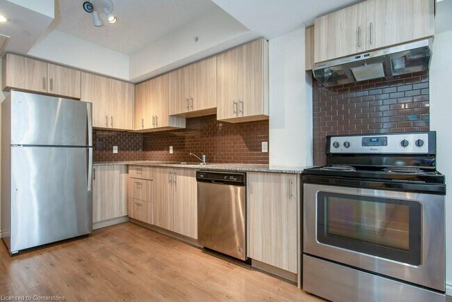 Photo - 275 Larch St Unit 275-F larch St
