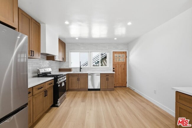 Photo - 11671 Chandler Blvd