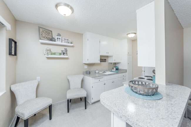 Photo - Garfield Manor Apartments