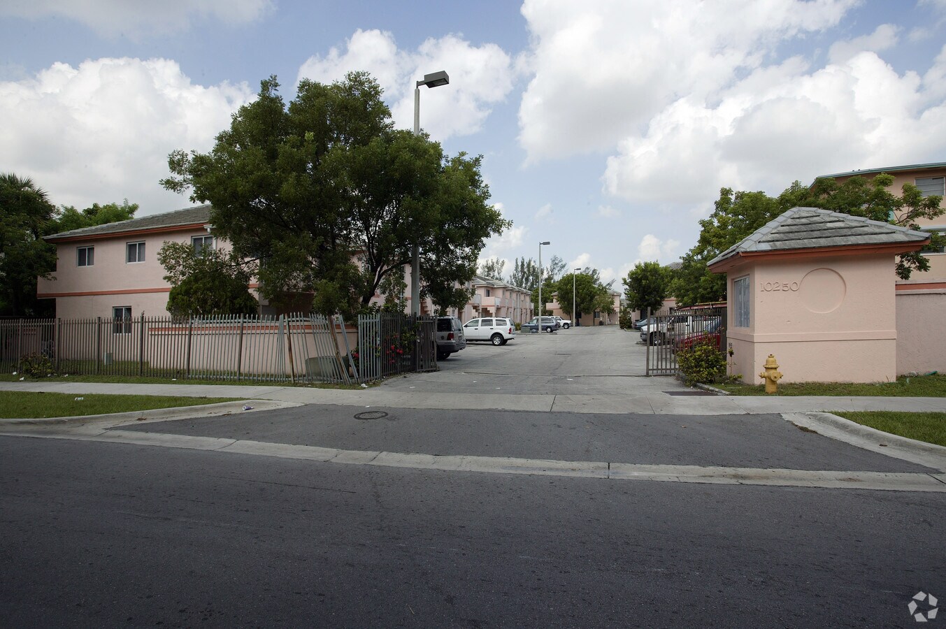 Photo - 10250 NW 80th Ct