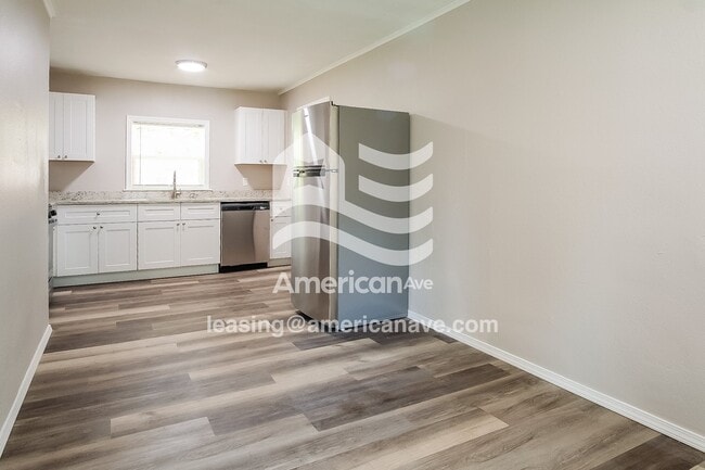 Photo - 4204 N Frankfort Ave