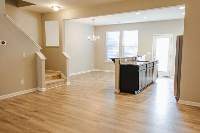 Photo - Gorgeous Raleigh Townhome For Rent