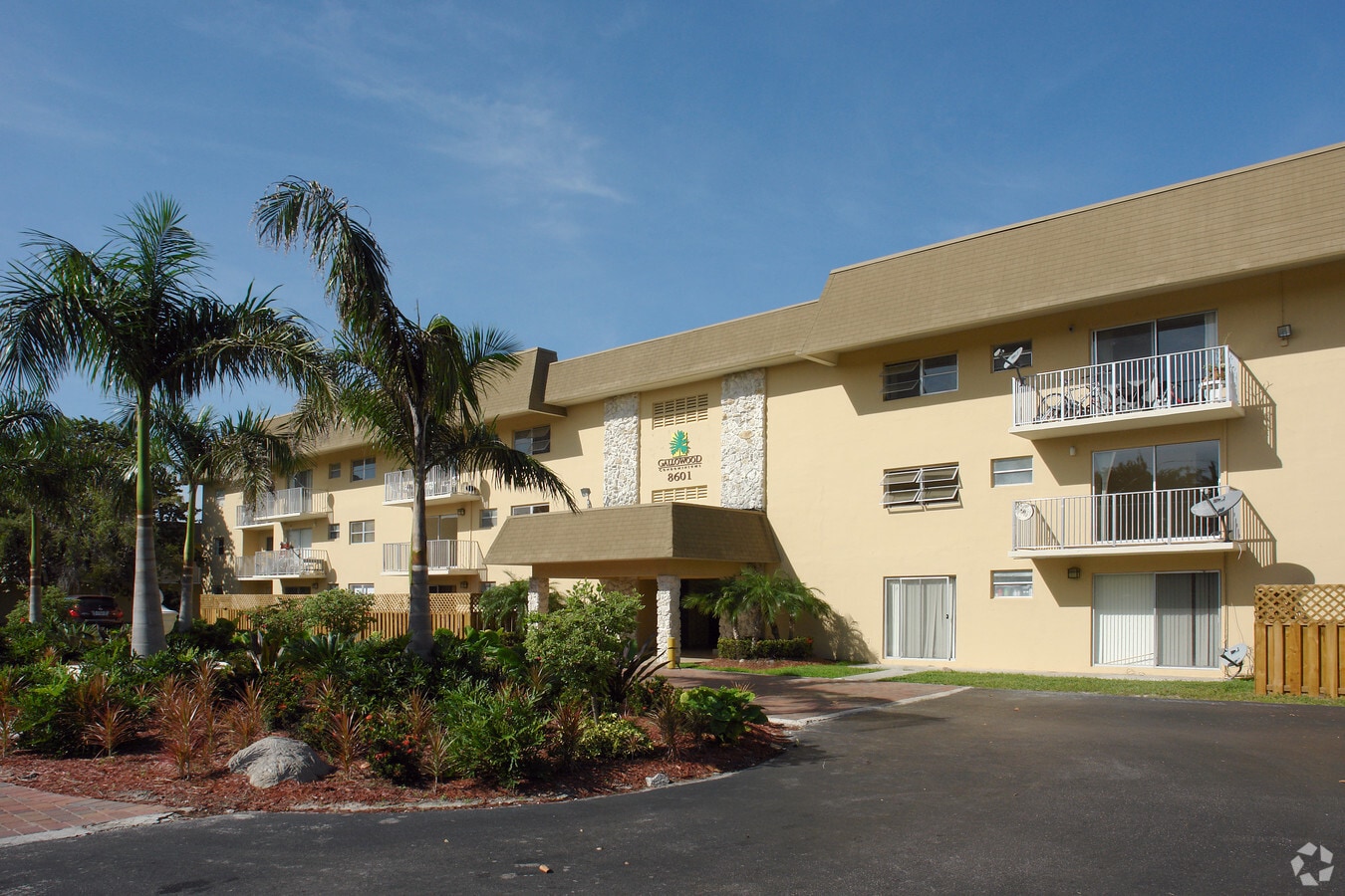 Gallowood Condominium - Gallowood Condominium