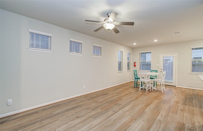 Photo - 1525 Parkland Oak Dr