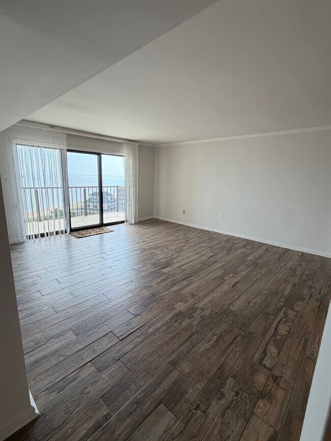 Photo - 100 E Ocean View Ave Unit 810