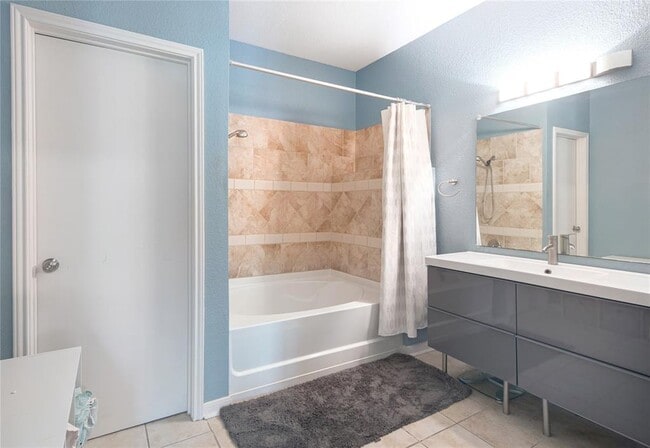 Photo - 2450 Wickersham Ln Unit M1311