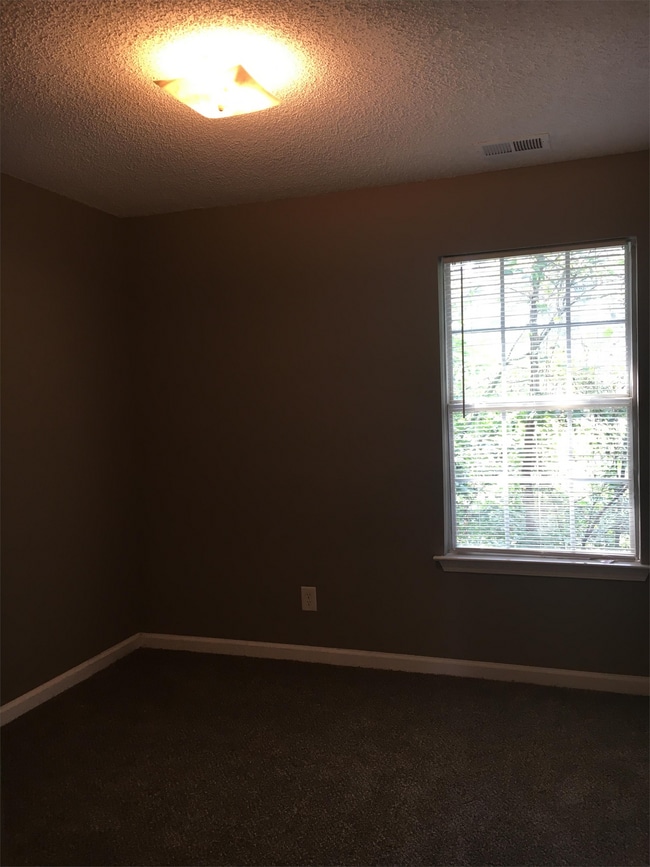 Photo - 1875 Carrington Dr