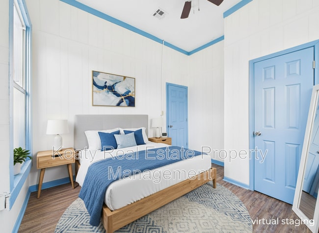 Photo - 405 E Convent St