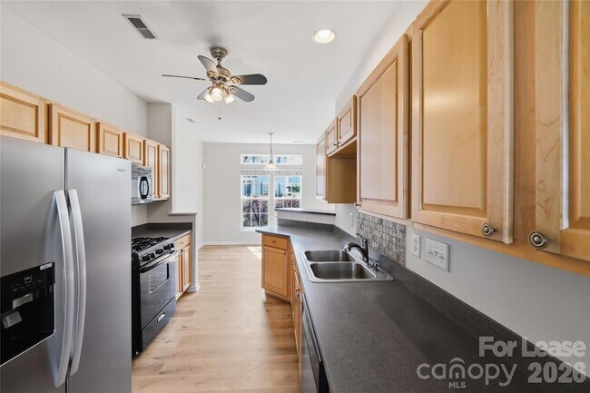 Photo - 4957 Sunburst Ln