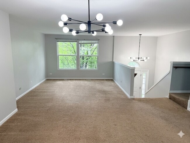 Photo - 1513 Bristol Ln