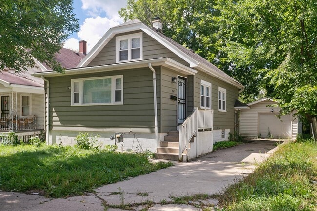 Photo - 5147 N 55th St