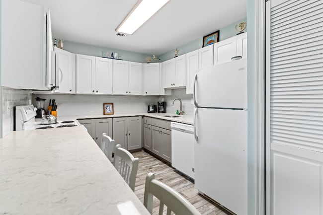 Photo - 14409 Lighthouse Ave Unit 6