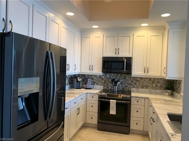 Photo - 2110 W First St