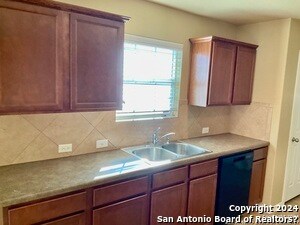 Photo - 1422 Dove Bend